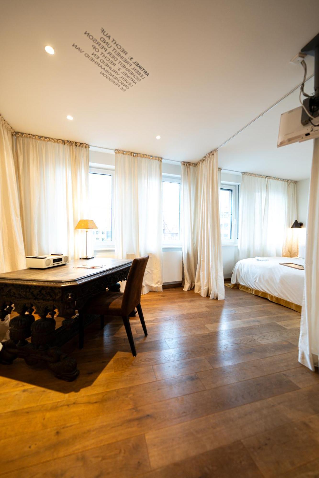 Hotel Drei Raben Нюрнберг Екстериор снимка