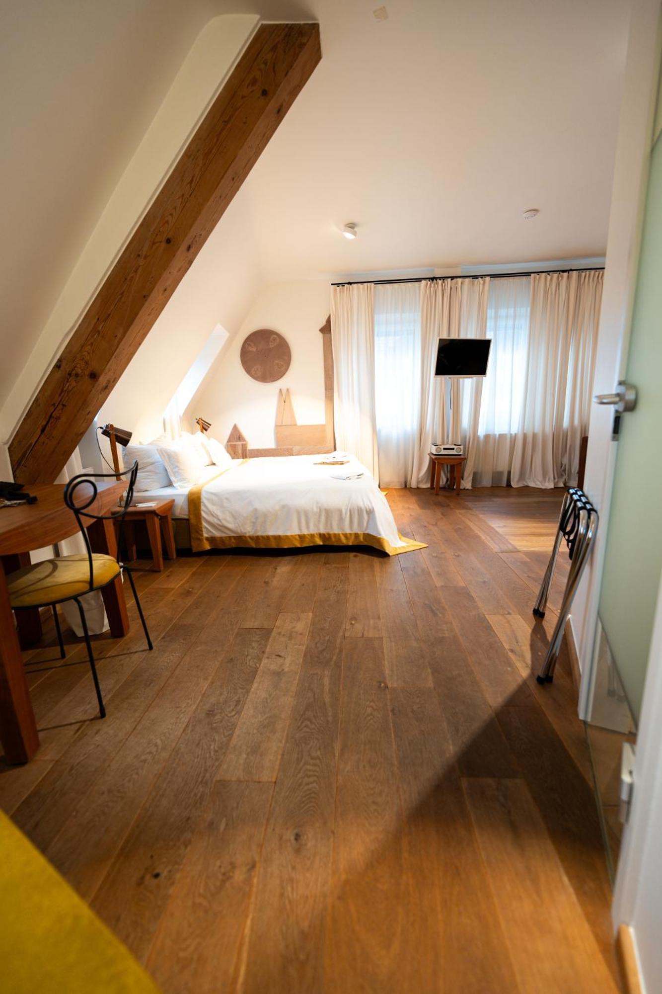 Hotel Drei Raben Нюрнберг Екстериор снимка