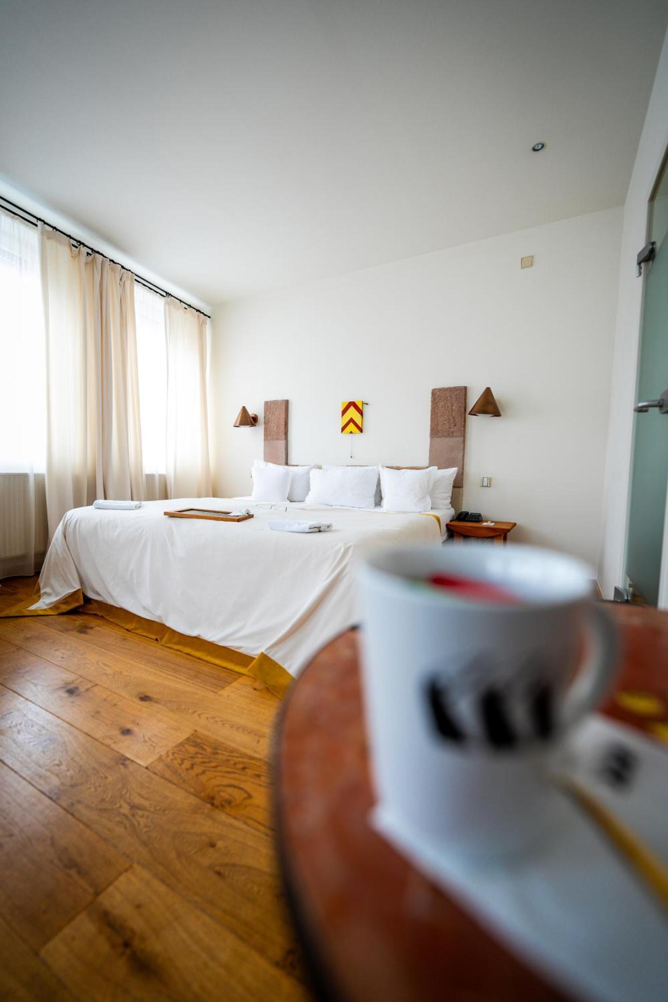 Hotel Drei Raben Нюрнберг Екстериор снимка