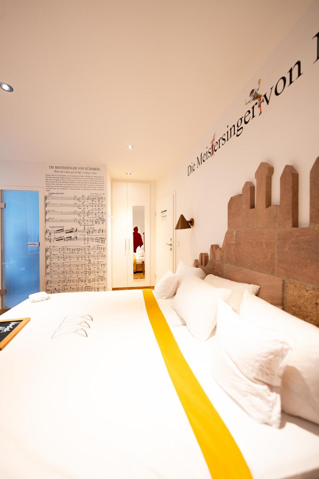 Hotel Drei Raben Нюрнберг Екстериор снимка