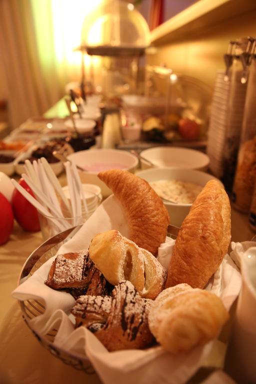 Hotel Drei Raben Нюрнберг Екстериор снимка