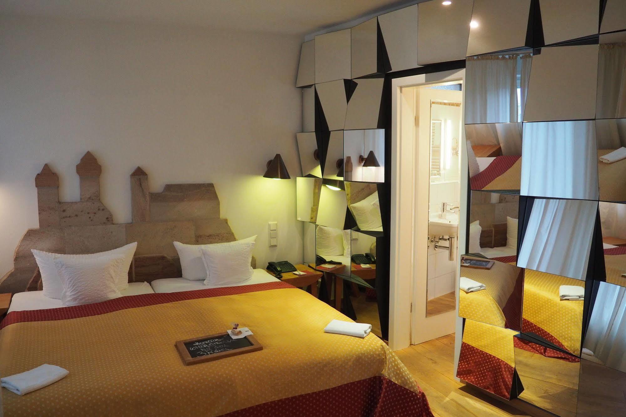 Hotel Drei Raben Нюрнберг Екстериор снимка